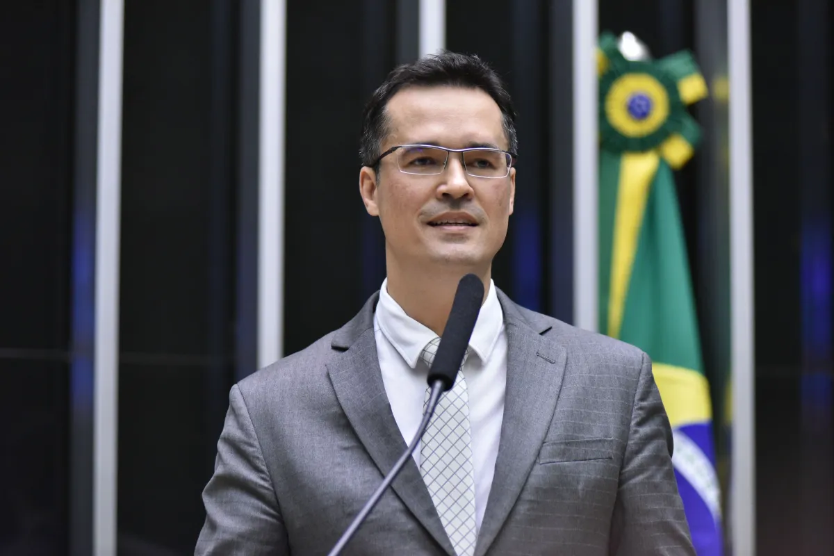 Deltan Dallagnol disputa vaga no Senado pelo Paraná em 2026